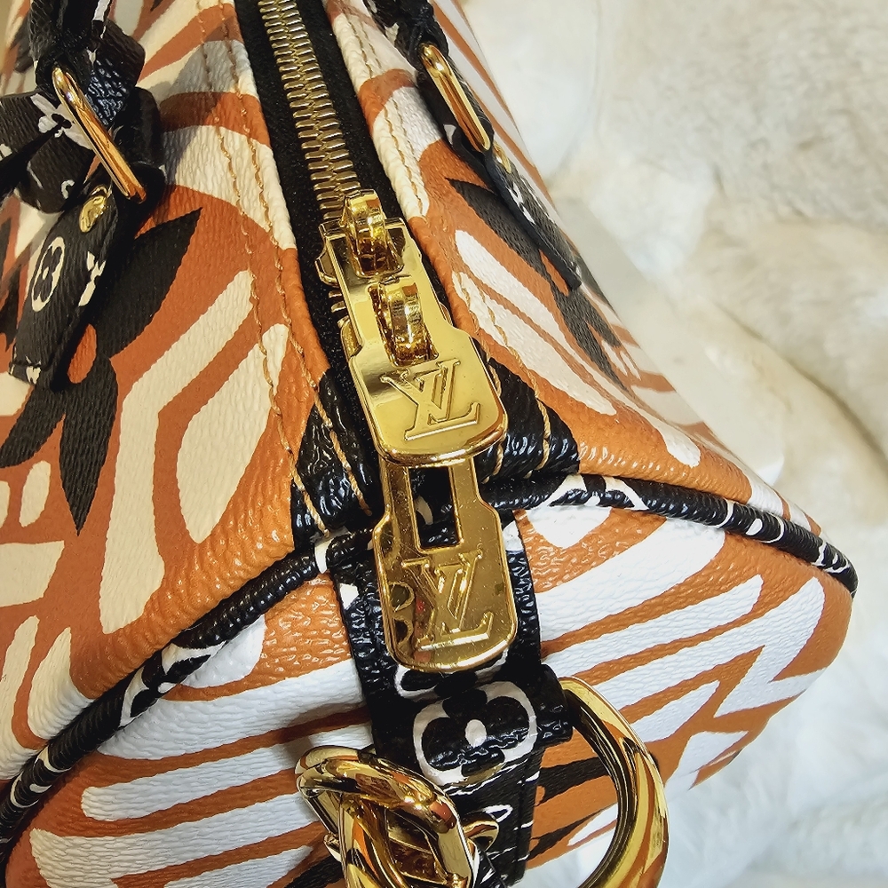 Louis Vuitton Speedy 25 Crafty Bandouliere Giant Monogram - Picture 7 of 13